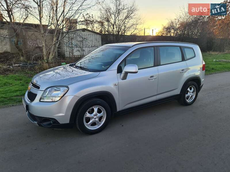 Минивэн Chevrolet Orlando 2012 в Черноморске
