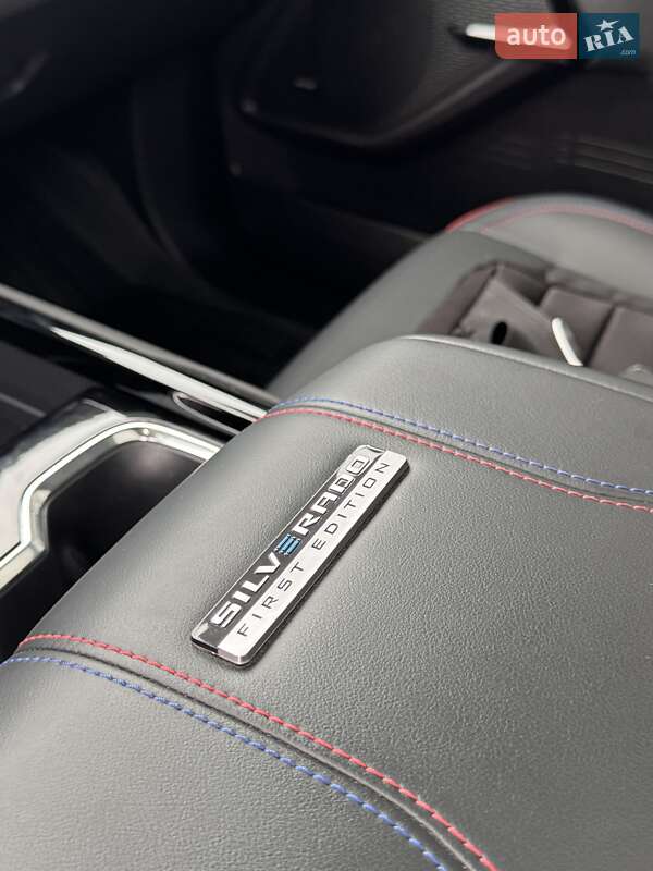 Пікап Chevrolet Silverado EV 2024 в Дніпрі