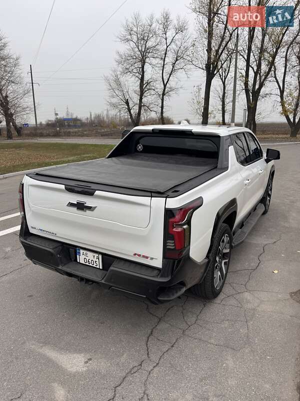 Пікап Chevrolet Silverado EV 2024 в Дніпрі