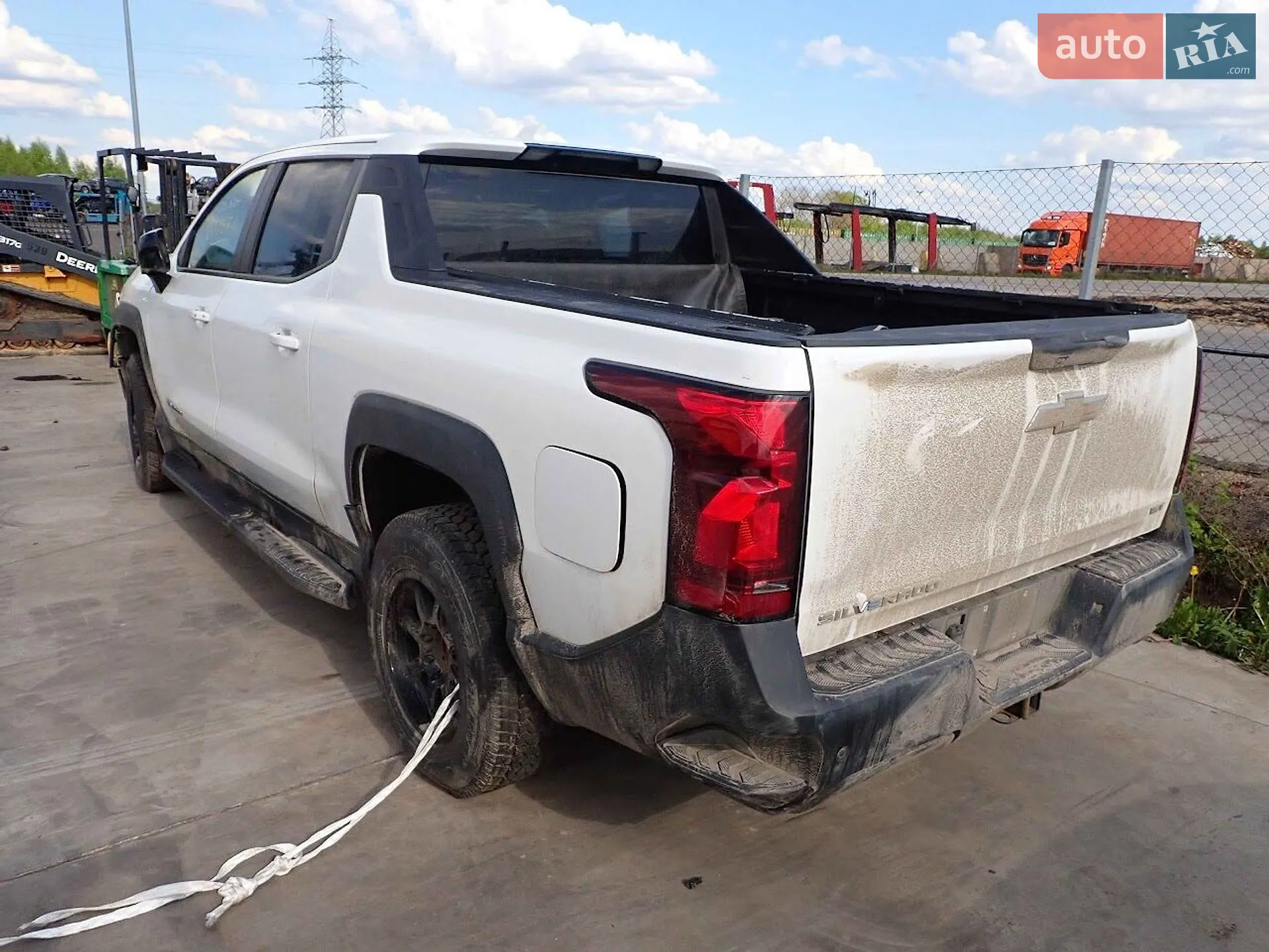 2024 Chevrolet Silverado - мініатюра 2