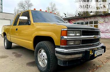 Пикап Chevrolet Silverado 1995 в Киеве