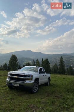 Пикап Chevrolet Silverado 2017 в 