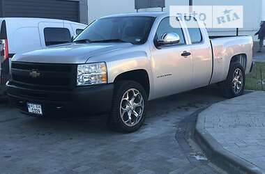 Пикап Chevrolet Silverado 2010 в Луцке