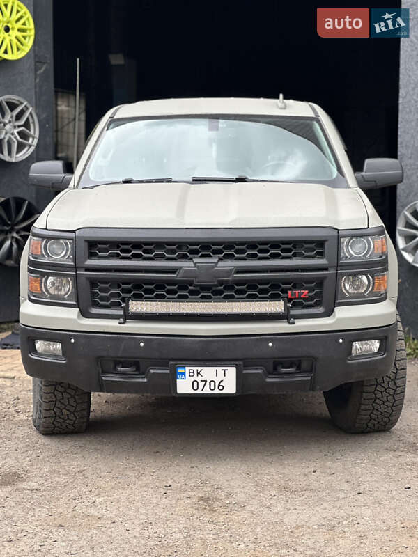Chevrolet Silverado 2015