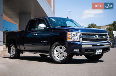 Другие грузовики Chevrolet Silverado 2009 в Киеве