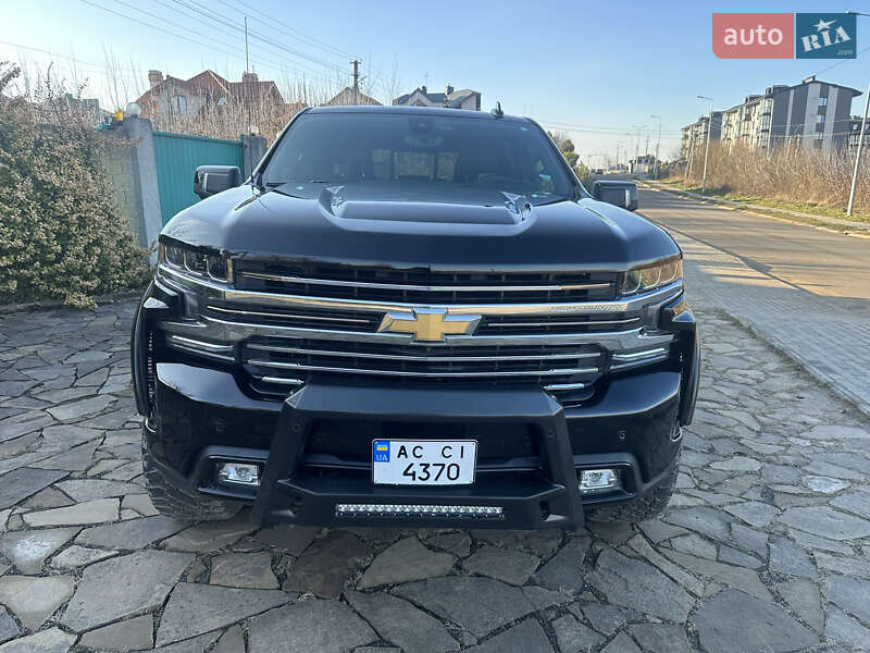 Пикап Chevrolet Silverado 2019 в Луцке