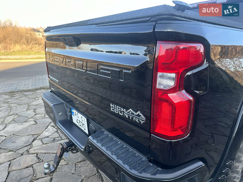 Пикап Chevrolet Silverado 2019 в Луцке