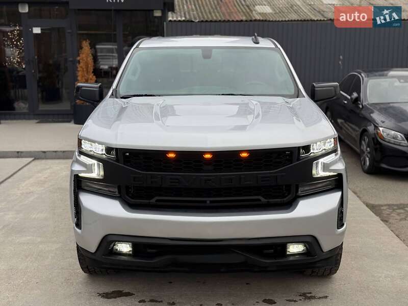 Пикап Chevrolet Silverado 2020 в Киеве