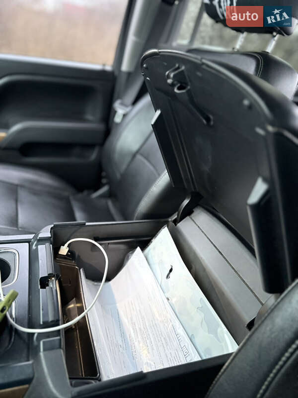 Пикап Chevrolet Silverado 2015 в Ровно