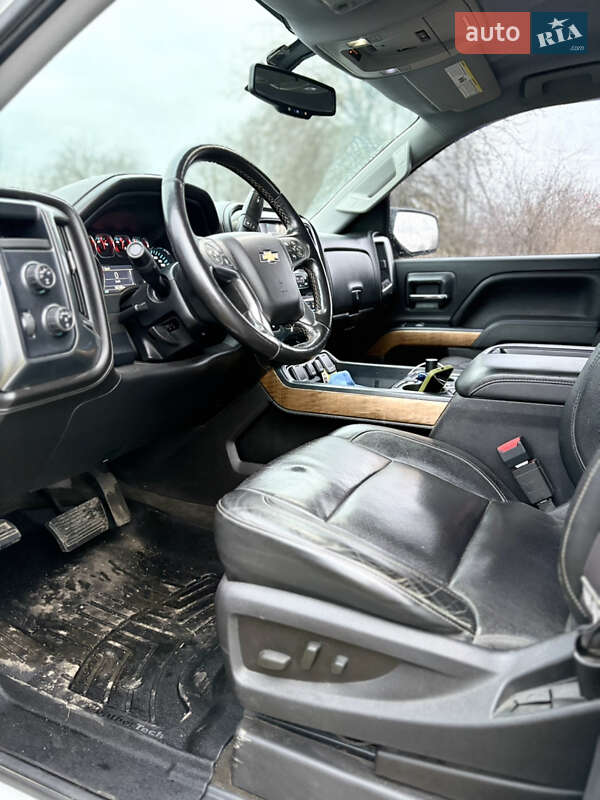 Пикап Chevrolet Silverado 2015 в Ровно