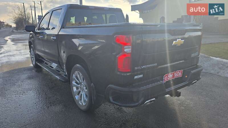 Пикап Chevrolet Silverado 2021 в Ходорове