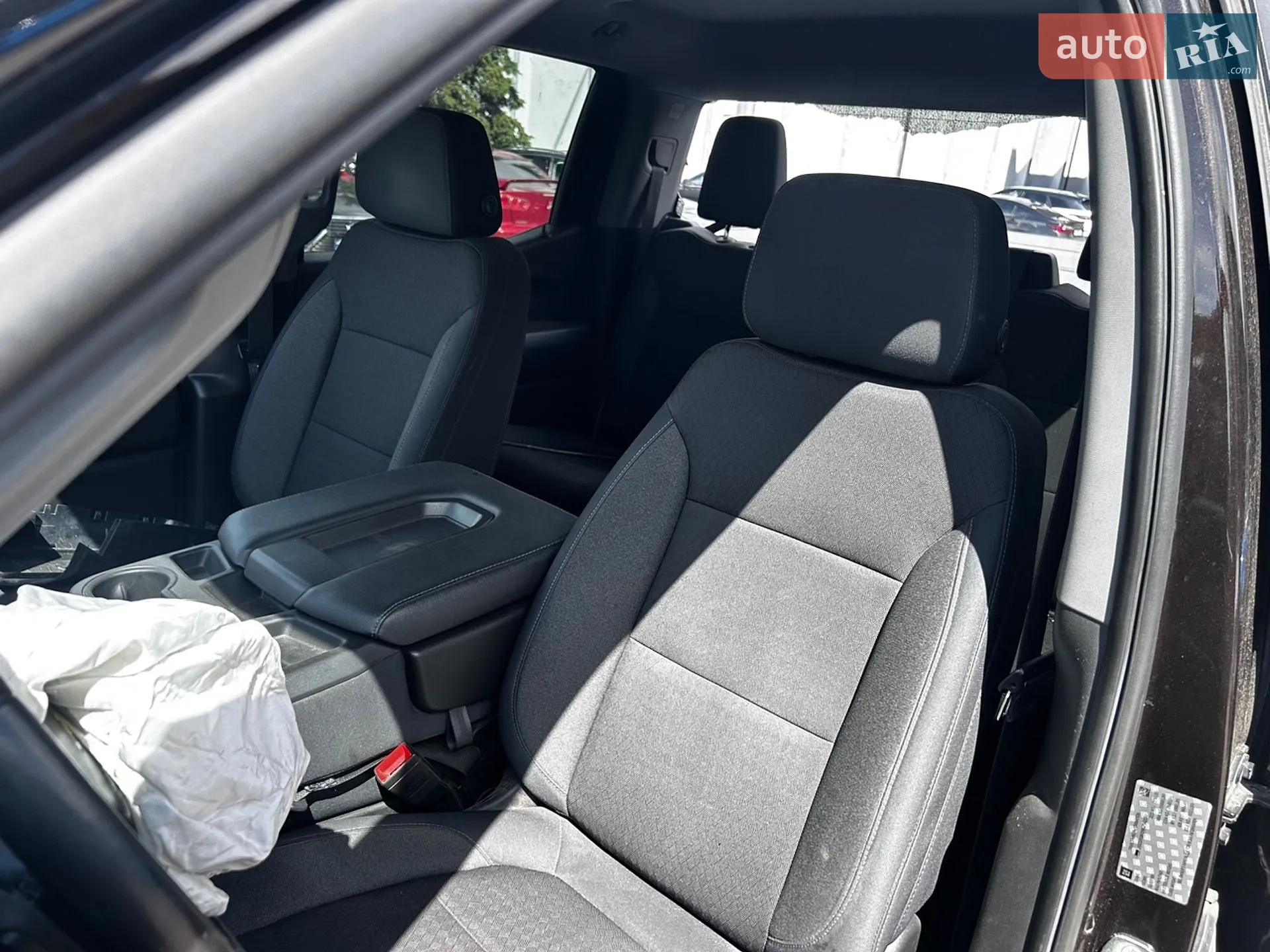 2019 Chevrolet Silverado - мініатюра 12