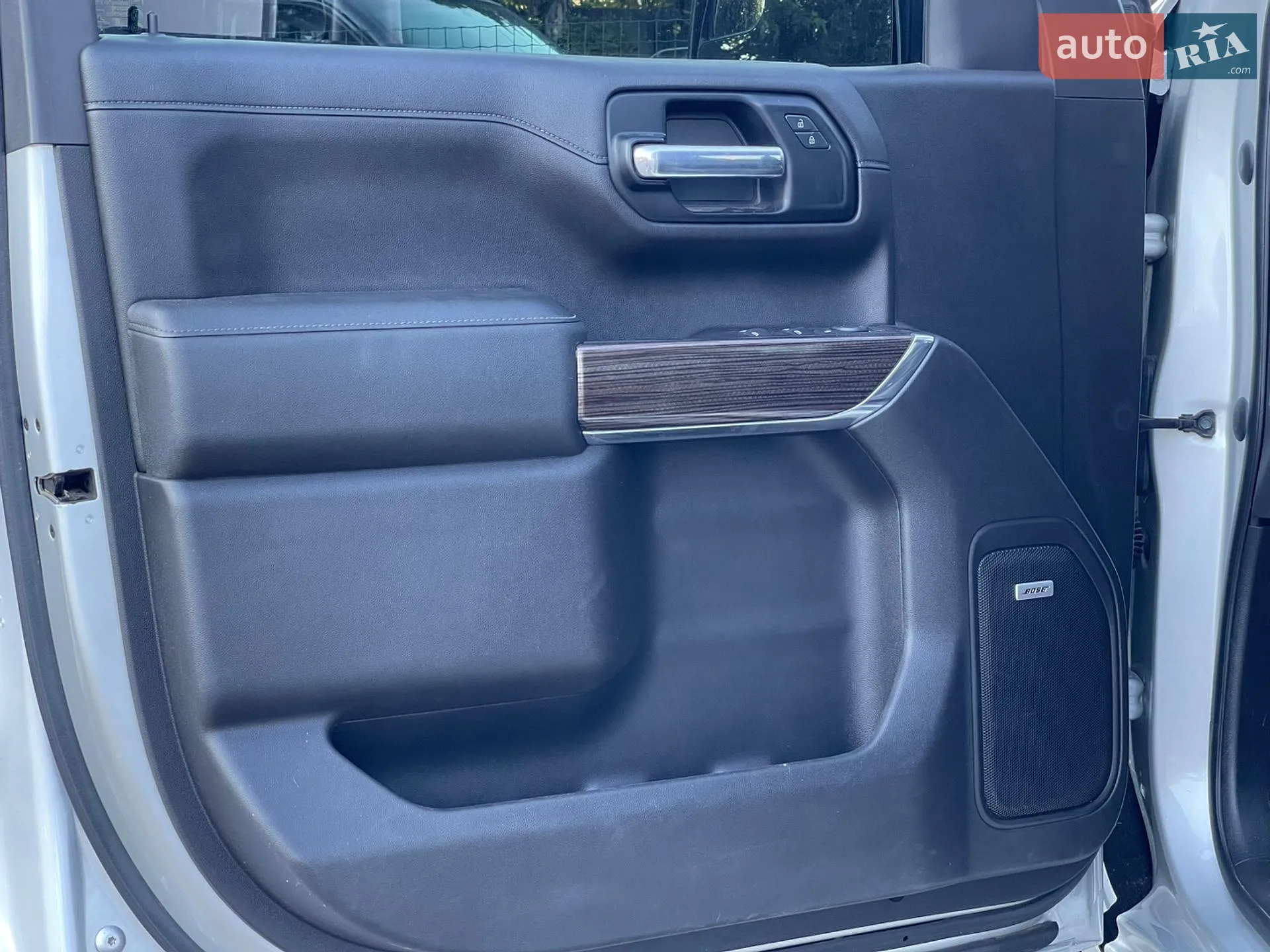 2020 Chevrolet Silverado - мініатюра 34