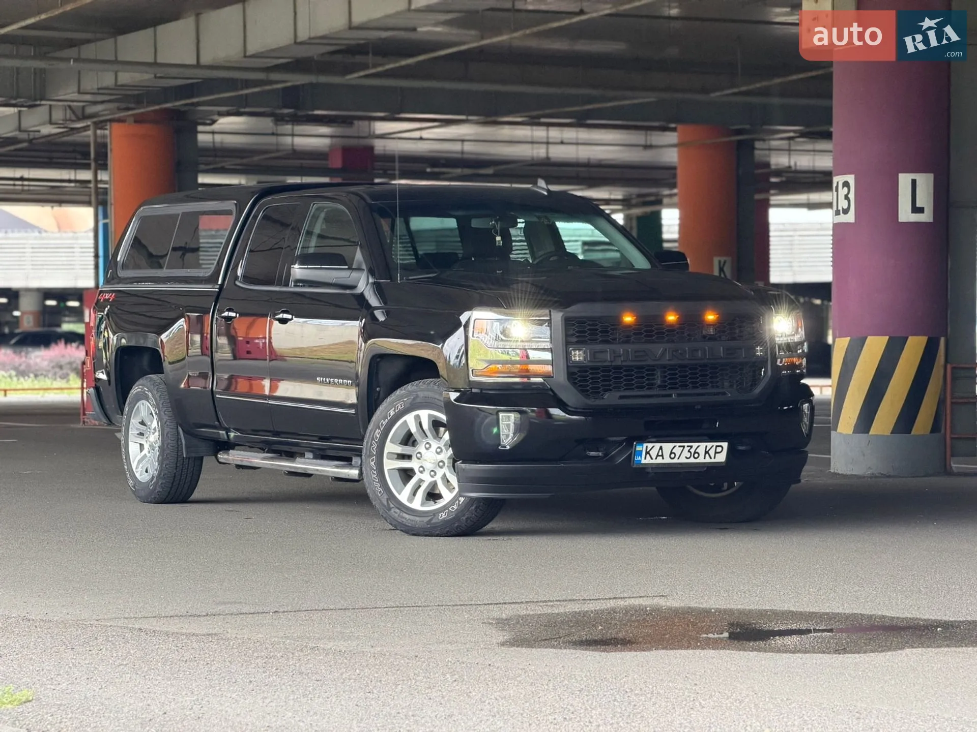 2018 Chevrolet Silverado - мініатюра 2