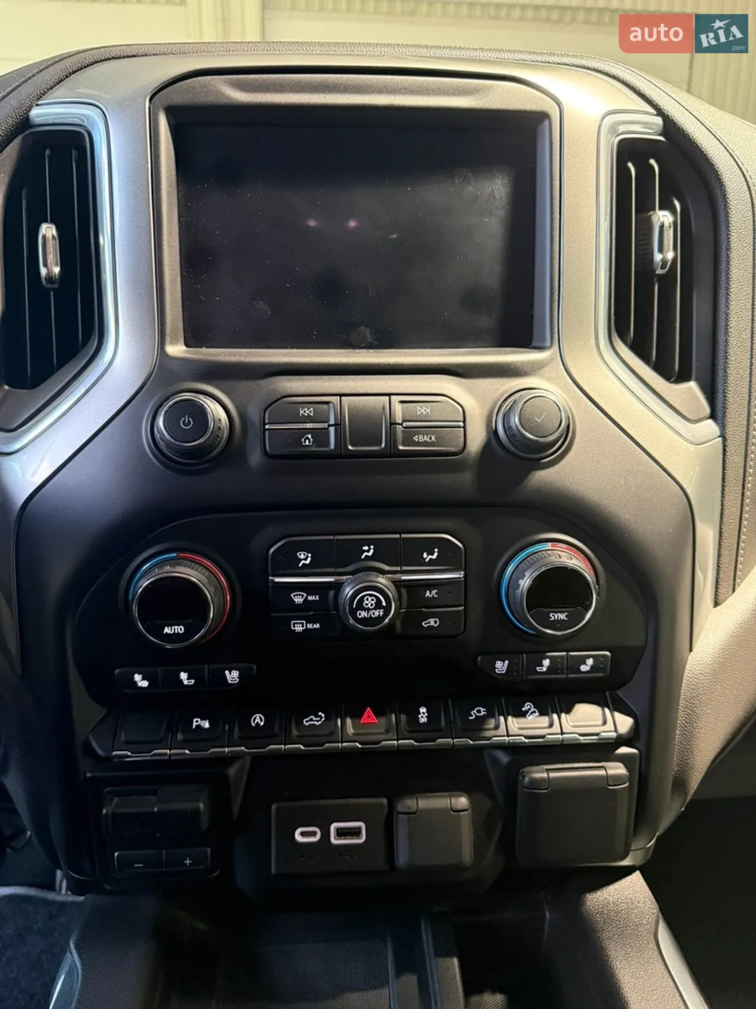 2020 Chevrolet Silverado - мініатюра 28