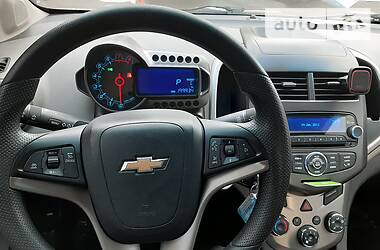 Седан Chevrolet Sonic 2014 в Києві