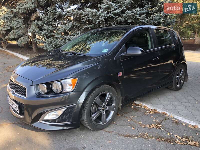 Хетчбек Chevrolet Sonic 2015 в Кривому Розі
