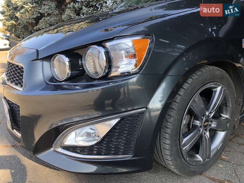 Хетчбек Chevrolet Sonic 2015 в Кривому Розі