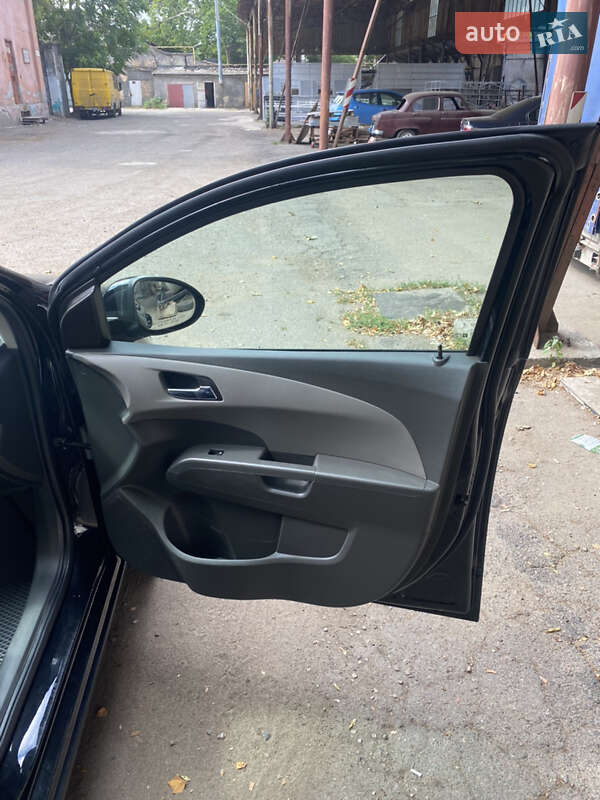 Седан Chevrolet Sonic 2016 в Одессе фото 14 Седан Chevrolet Sonic 2016 в Одессе