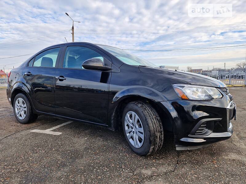 Седан Chevrolet Sonic 2019 в Киеве