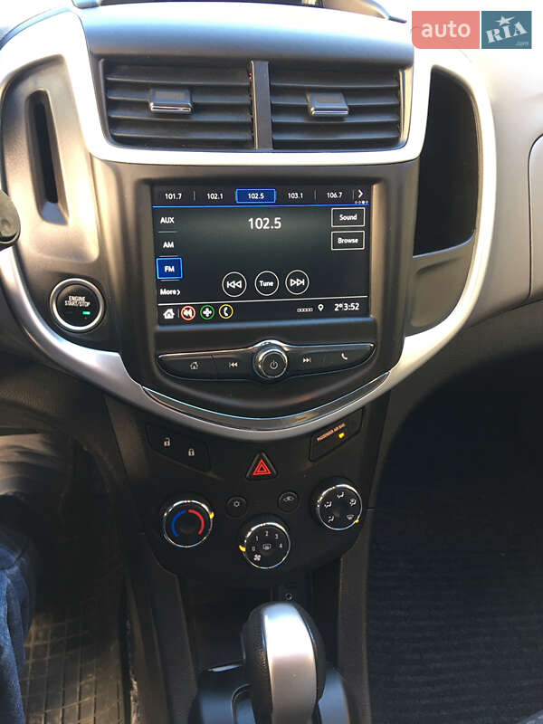 Хэтчбек Chevrolet Sonic 2020 в Хмельницком