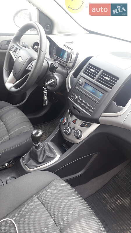 Седан Chevrolet Sonic 2016 в Полтаве