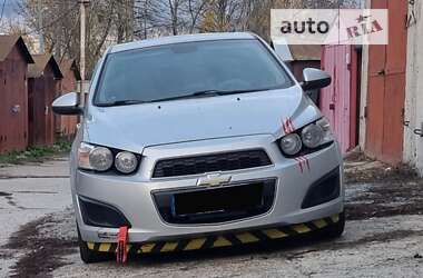 Седан Chevrolet Sonic 2012 в Києві