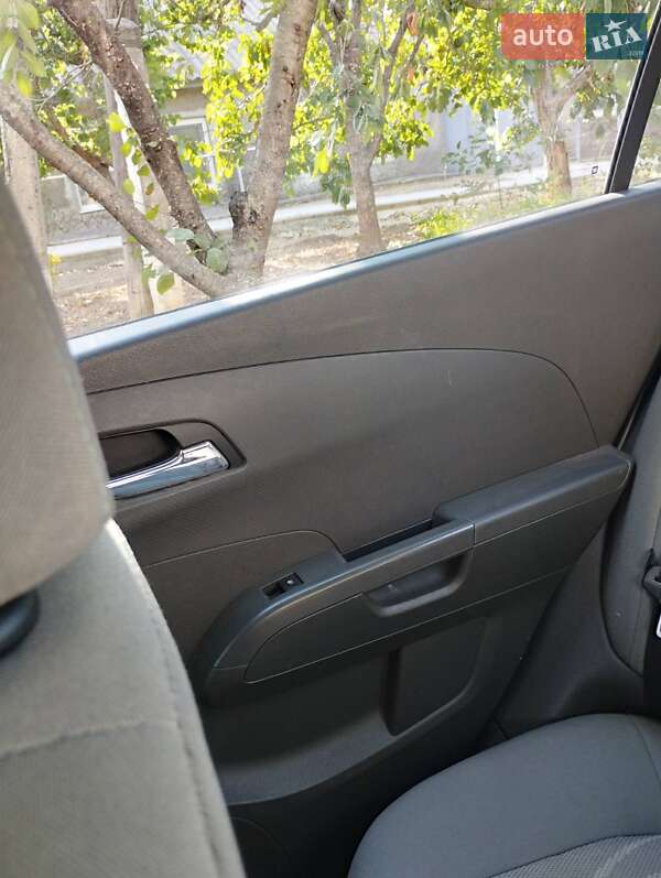 Седан Chevrolet Sonic 2012 в Одесі