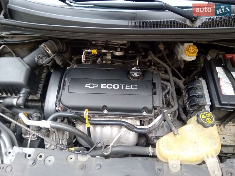 Седан Chevrolet Sonic 2016 в Кривом Роге