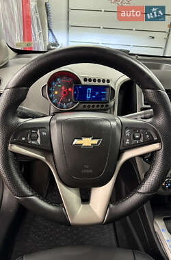 Седан Chevrolet Sonic 2012 в Львові