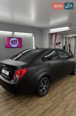 Седан Chevrolet Sonic 2012 в Львові