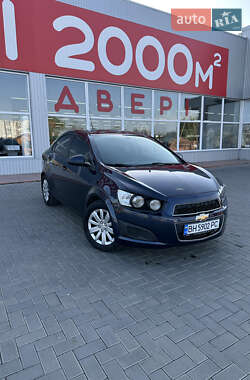 Седан Chevrolet Sonic 2014 в 