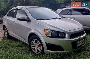 Седан Chevrolet Sonic 2012 в Києві