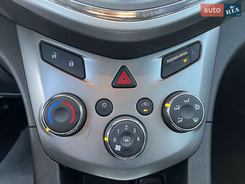 Седан Chevrolet Sonic 2017 в Киеве