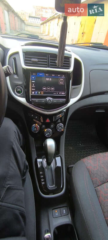 Хетчбек Chevrolet Sonic 2018 в Тернополі