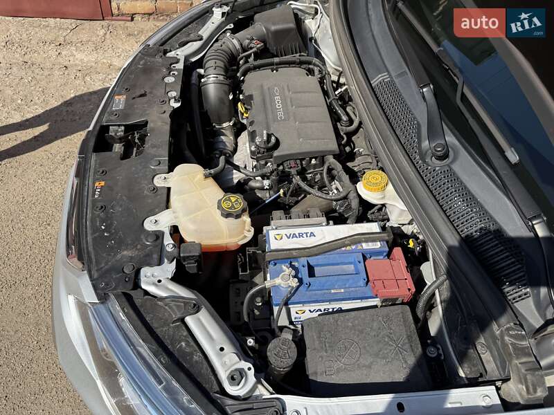 Хэтчбек Chevrolet Sonic 2020 в Запорожье