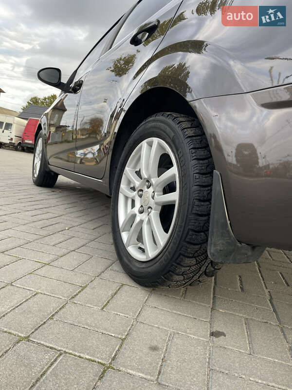 Седан Chevrolet Sonic 2013 в Запорожье фото 14 Седан Chevrolet Sonic 2013 в Запорожье