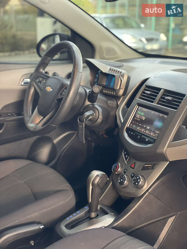 Седан Chevrolet Sonic 2013 в Запорожье фото 17 Седан Chevrolet Sonic 2013 в Запорожье