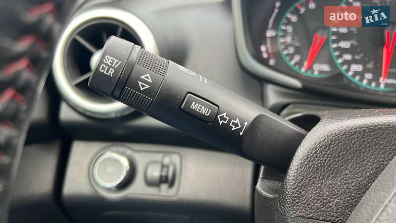 Хэтчбек Chevrolet Sonic 2019 в Киеве