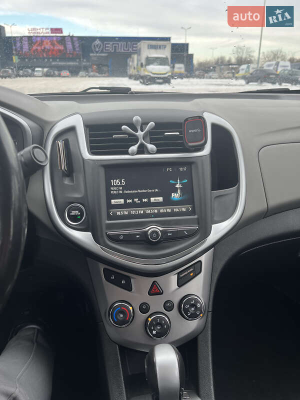 Седан Chevrolet Sonic 2016 в Києві