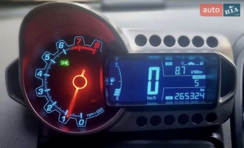 Седан Chevrolet Sonic 2012 в Киеве