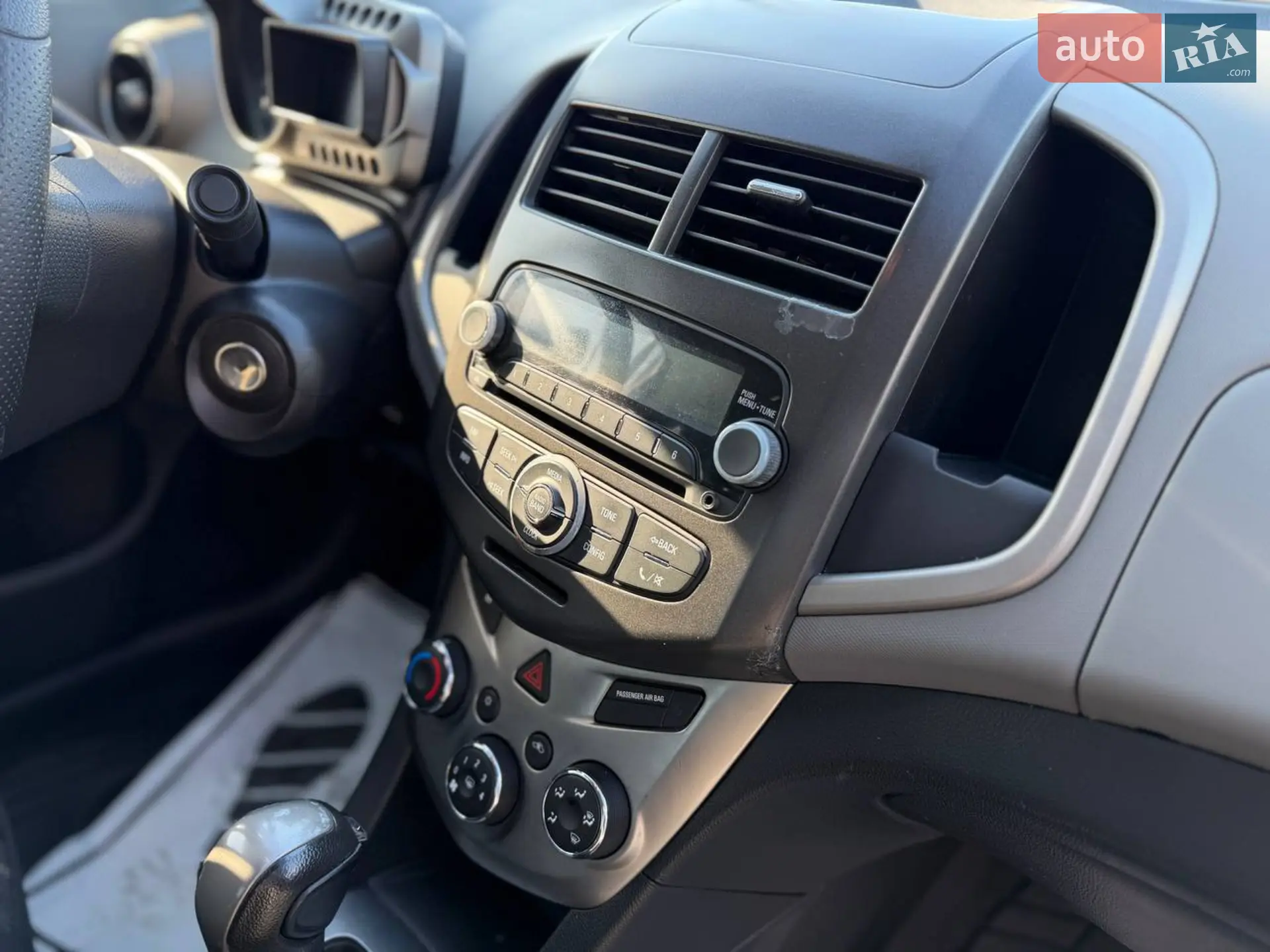 2014 Chevrolet Sonic - мініатюра 19