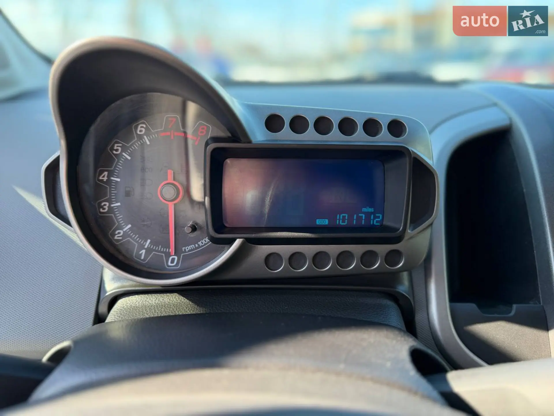 2014 Chevrolet Sonic - мініатюра 23