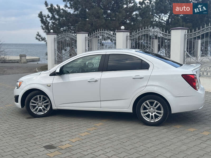 Седан Chevrolet Sonic 2013 в Одессе