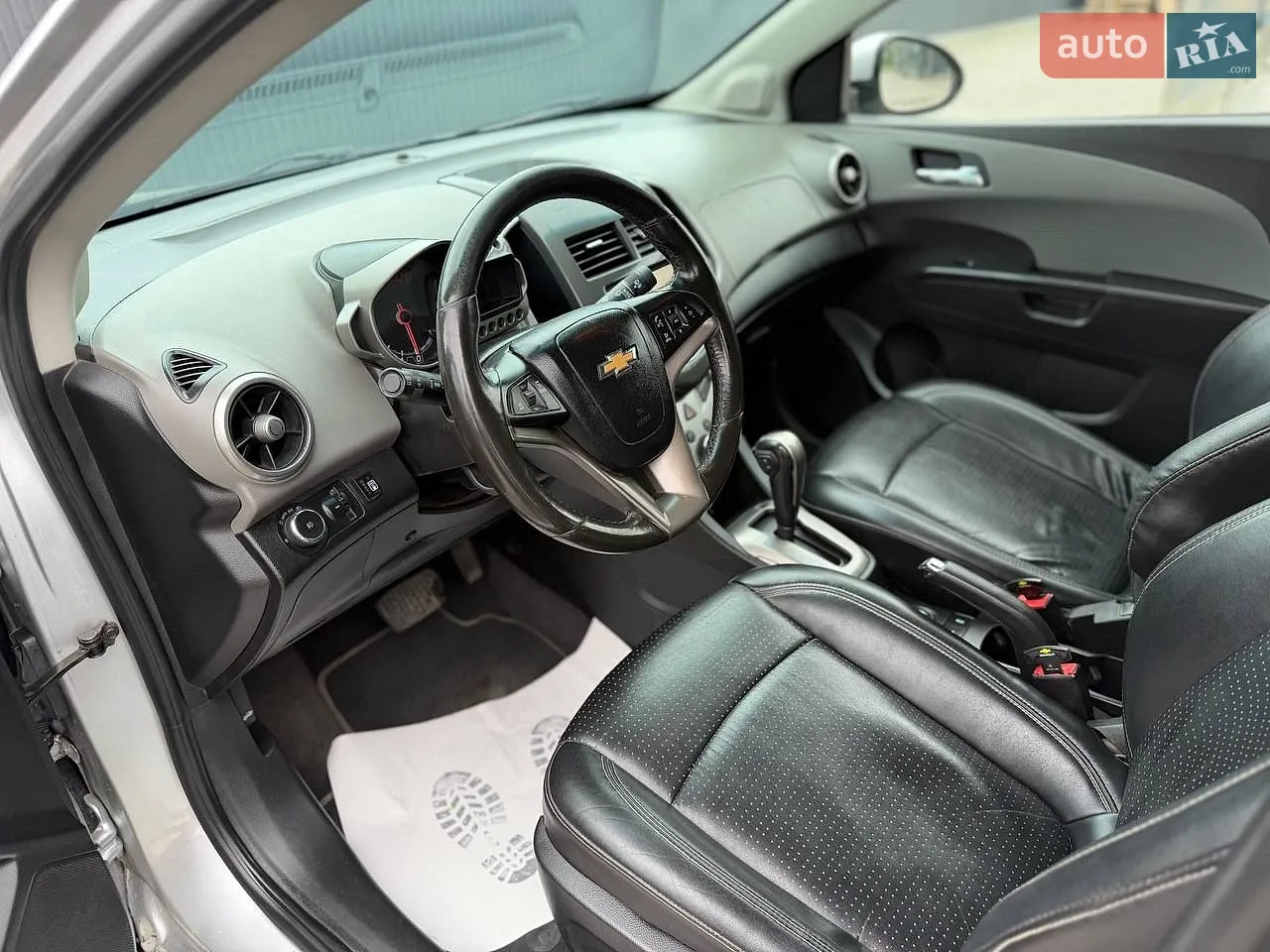 2016 Chevrolet Sonic - мініатюра 12