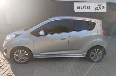 Хетчбек Chevrolet Spark EV 2016 в Львові