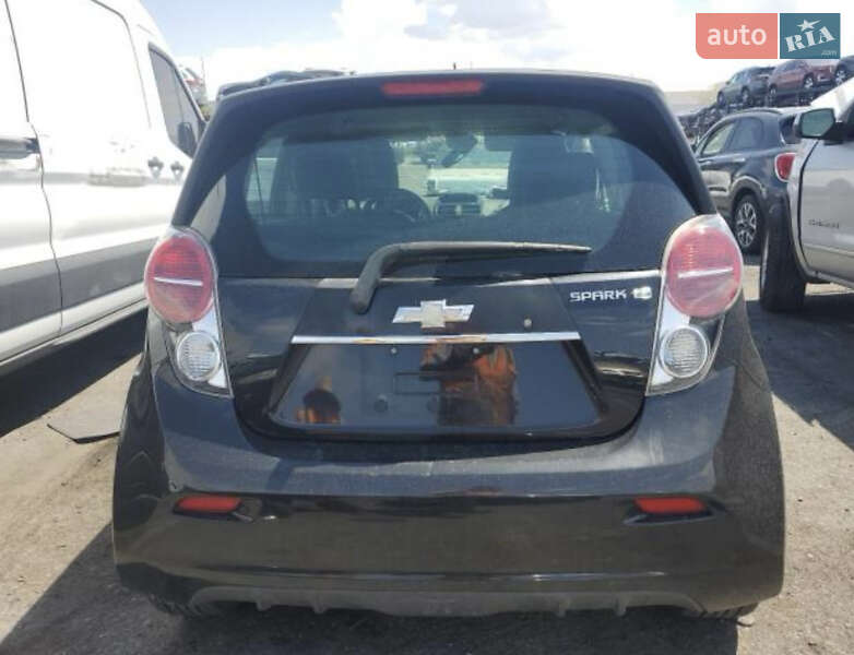 Хэтчбек Chevrolet Spark EV 2014 в Харькове