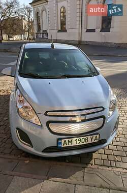 Хетчбек Chevrolet Spark EV 2016 в Кам'янець-Подільському