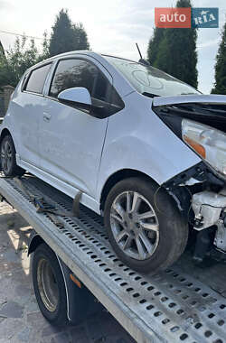 Хетчбек Chevrolet Spark EV 2014 в 