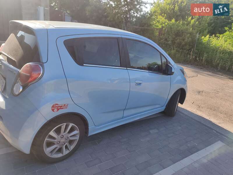 Хетчбек Chevrolet Spark EV 2014 в Білій Церкві